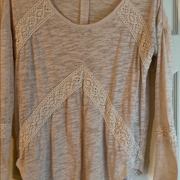 Top - Picture 2 of 2